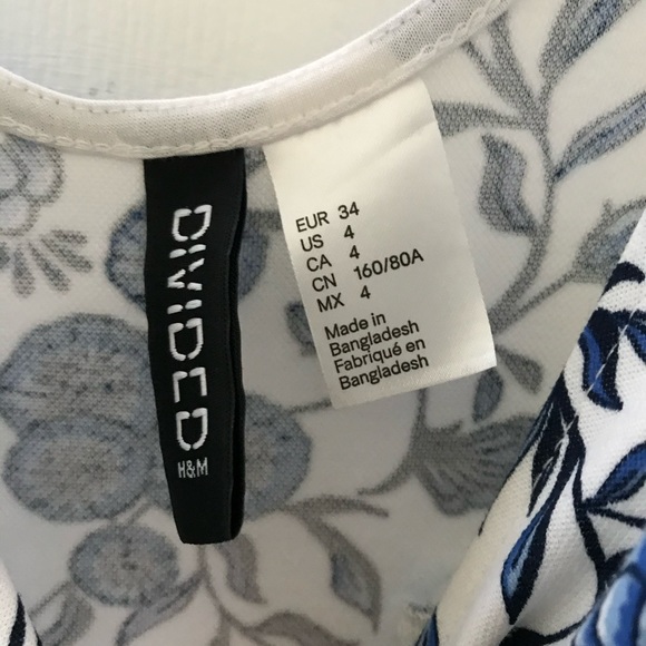 H&M floral white and blue mini dress - Picture 3 of 3